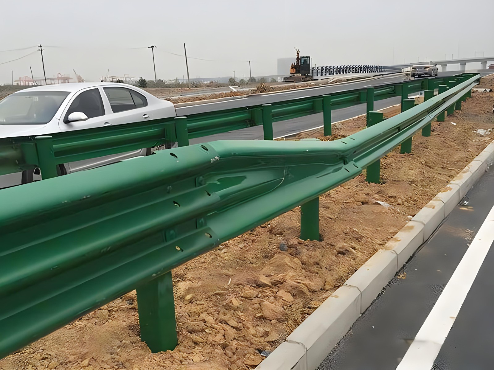 宣城高速波形护栏板日常维护方案确保道路安全新举措